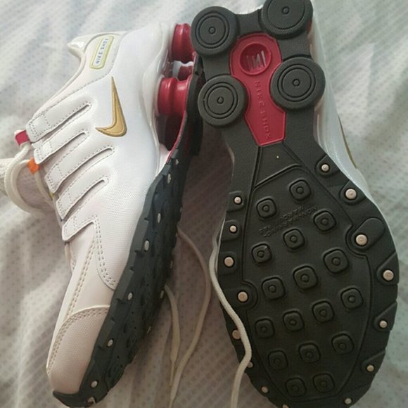 Youth Womens Nike Shox NZ Sneakers 7y - Picture 8 of 8